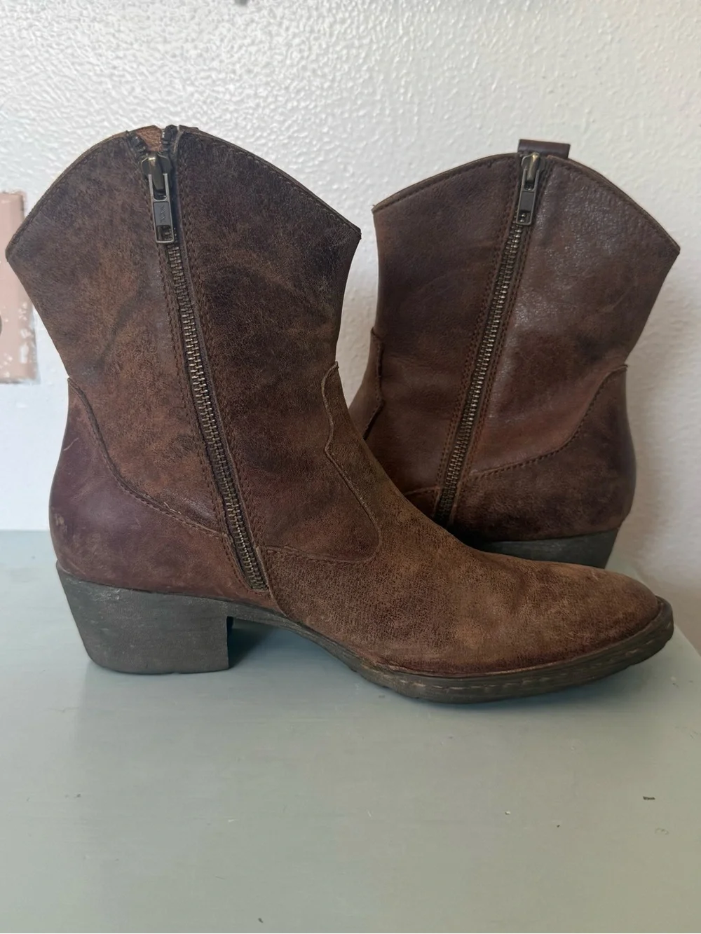 Born boots